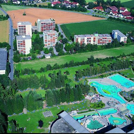 Kur- Und Erholungs-Wohnanlage Neben Dem Johannesbad Bad Füssing Kültér fotó